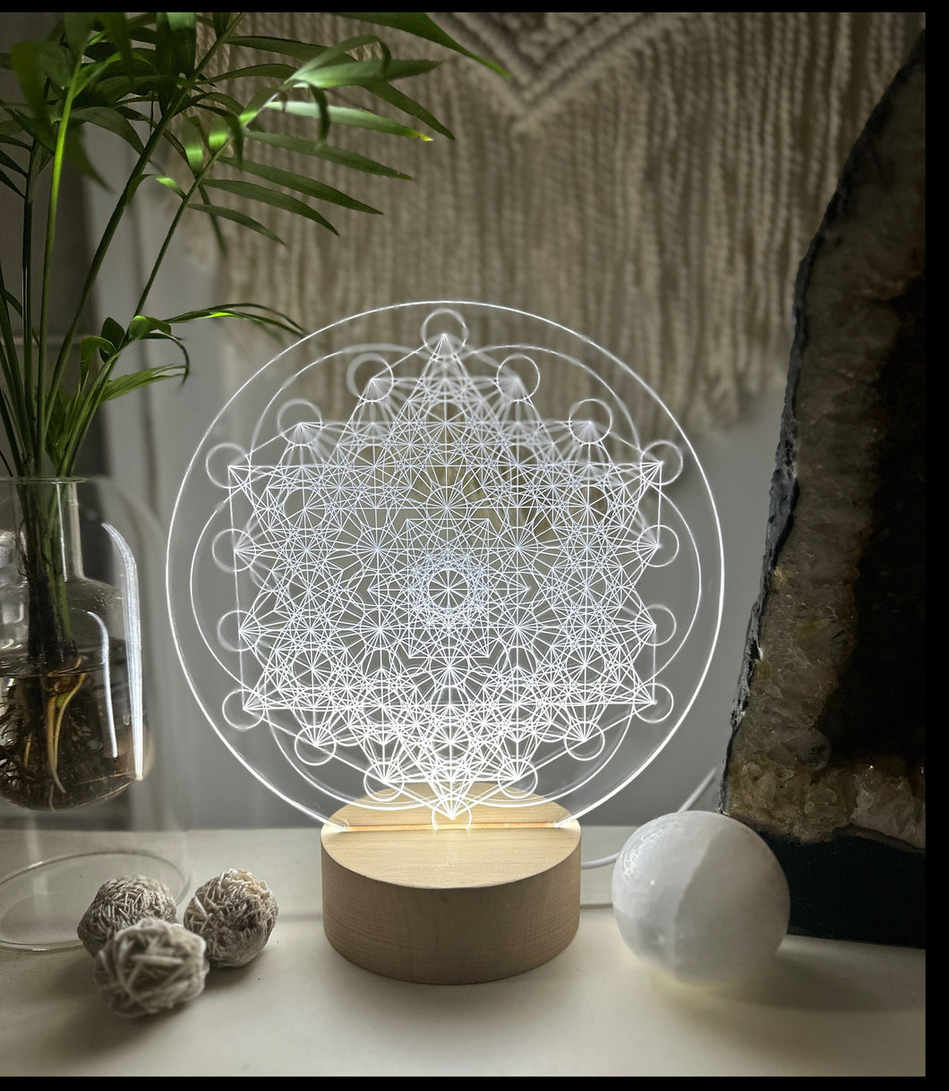 Variation Metatrons cube + seed of life - Small wooden led light base - universal usb connections