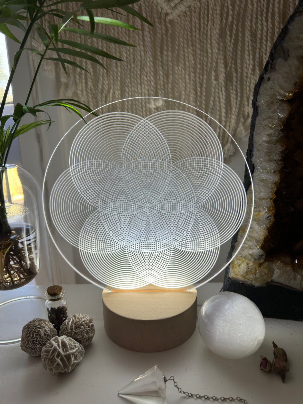 Variation of Flower of life vibrational layers - Small wooden led light base - universal usb connections