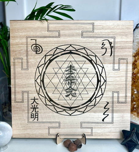 Sacred Reiki Alter grid with Usui reiki symbols| hon sha ze sho nen | Dai ko Myo| Cho ko rei | sei he kei