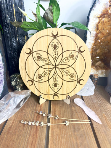 Spiral goddess + Seed of life board | Feminine energy